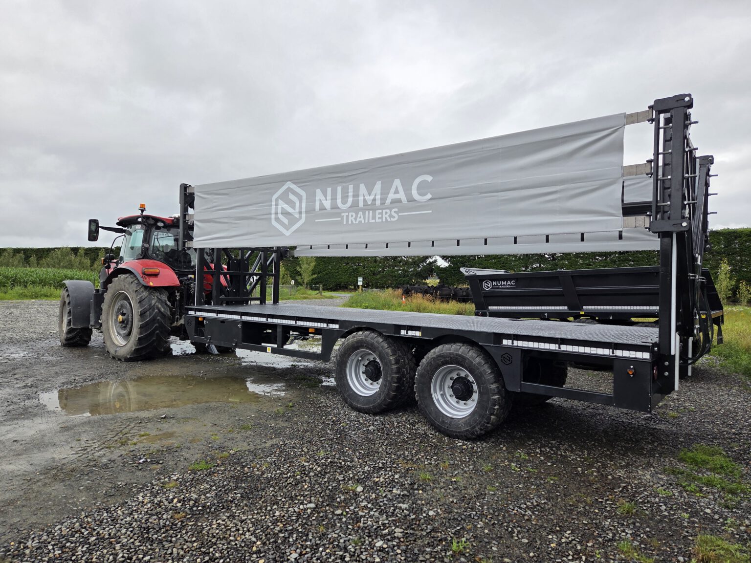 Agricultural trailer farm equipment